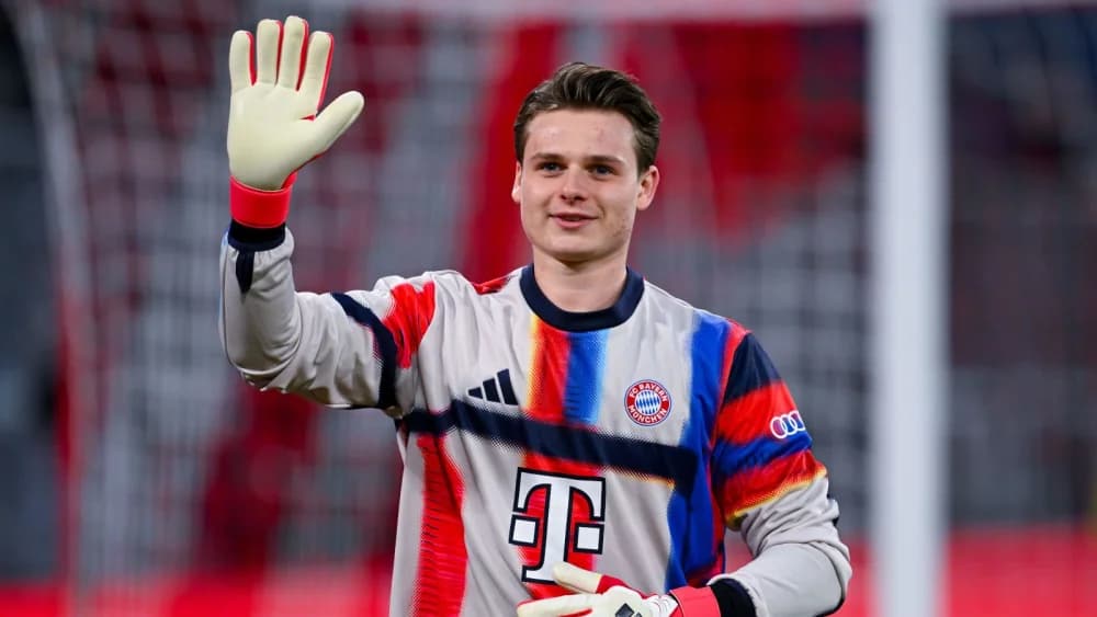 Jonas Urbig returns as Bayern boost goalkeeping options ahead of Freiburg clash