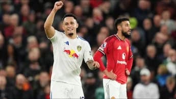 Carrick slams Martinez red-card as Leeds stun Man Utd at Old Trafford Carrick slams Martinez red-card as Leeds stun Man Utd at Old Trafford