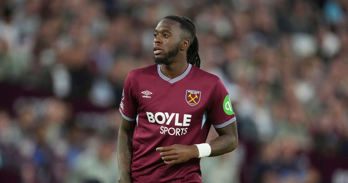 Aston Villa sign Aaron Wan-Bissaka on loan from West Ham